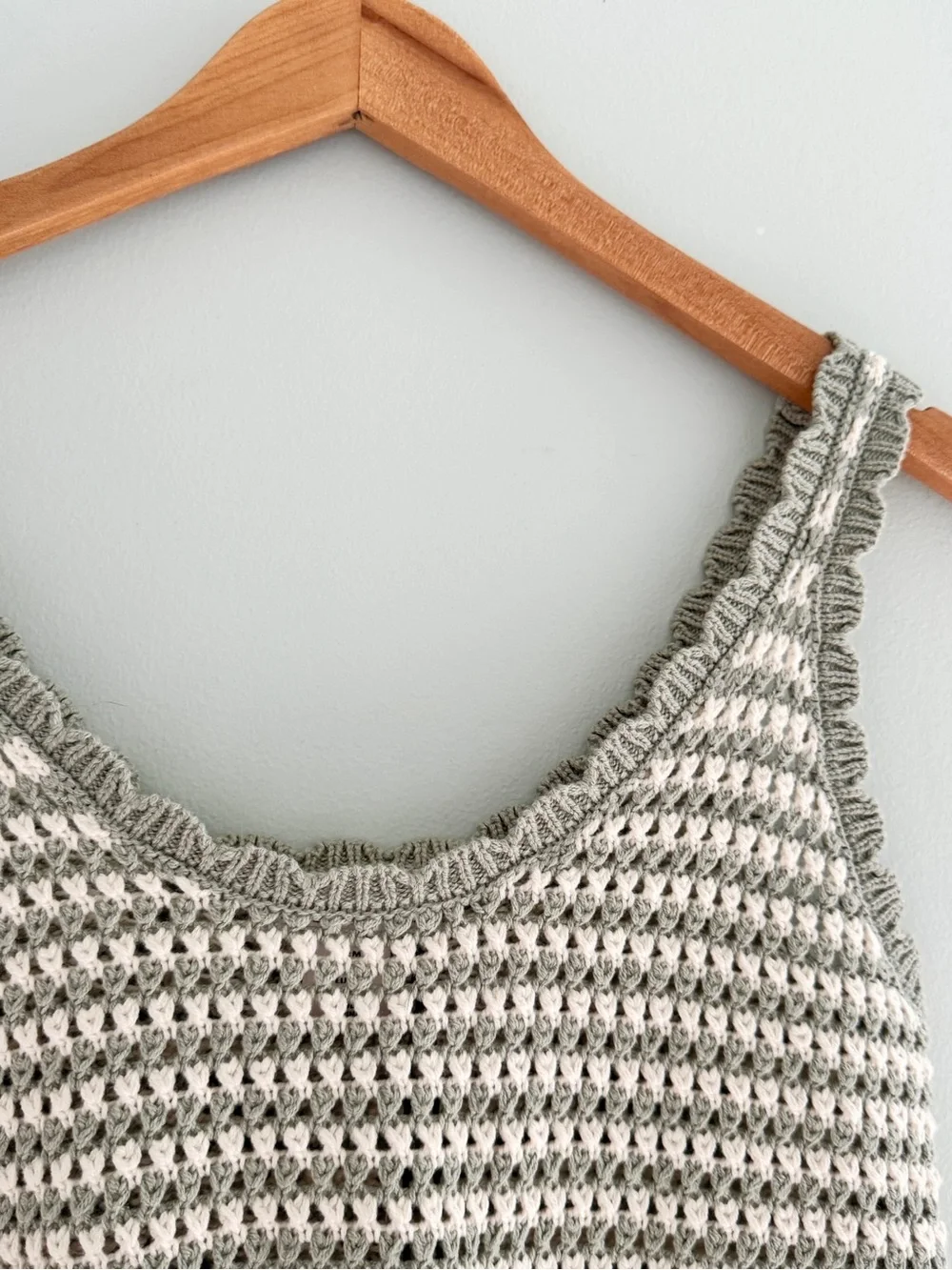 Sincerely Jules Sage Green Striped NWT Ruffle Knit Crop Top Size M
